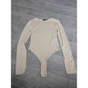 PrettyLittleThing Beige Long Sleeve Bodysuit Snap Closure Size US‎ 2